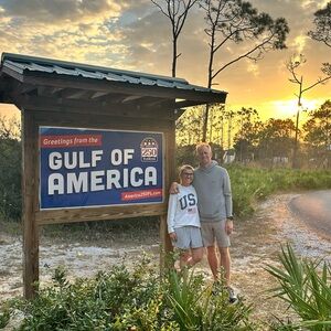 Meet the Posher, Deb